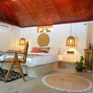 Bed and breakfast Sunsets And Palm Trees, Alappuzha